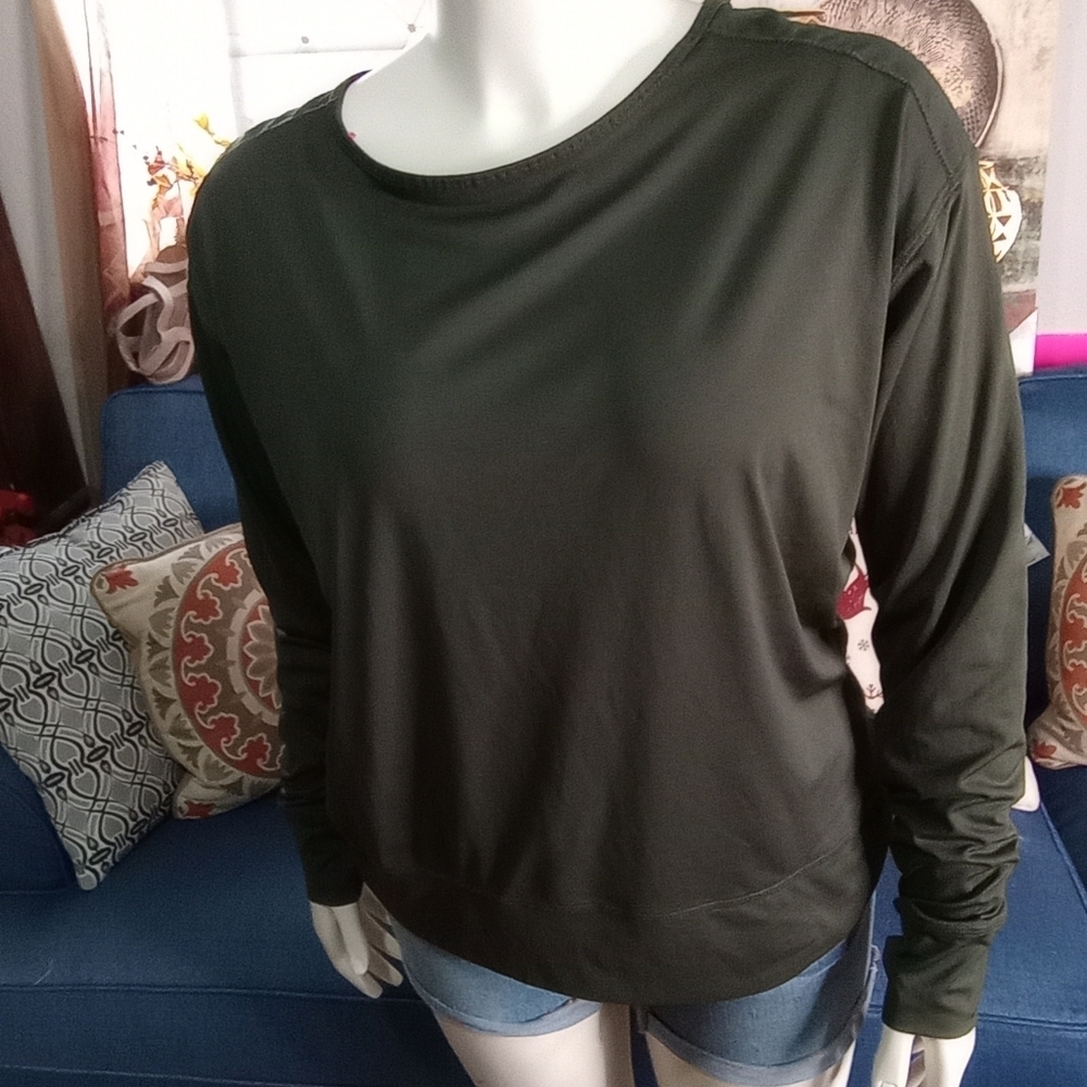 Champion long elerve shirt for women size XL
